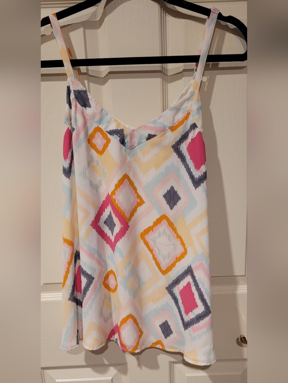 torrid Multicolor Geometric Print Sleeveless Top